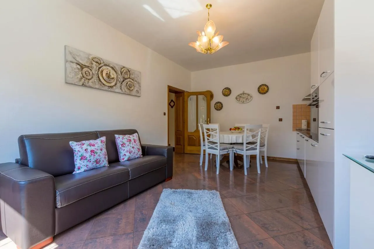 Apartment Villa M Crikvenica